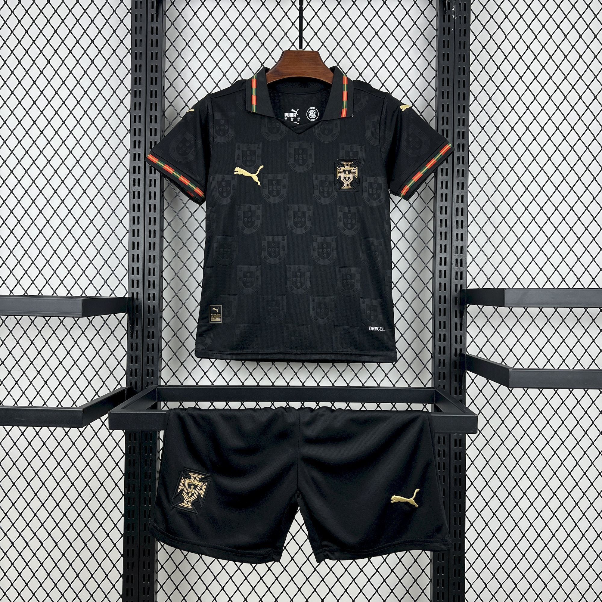 Portugal Kit Criança Camisola Pantera Negra 2026
