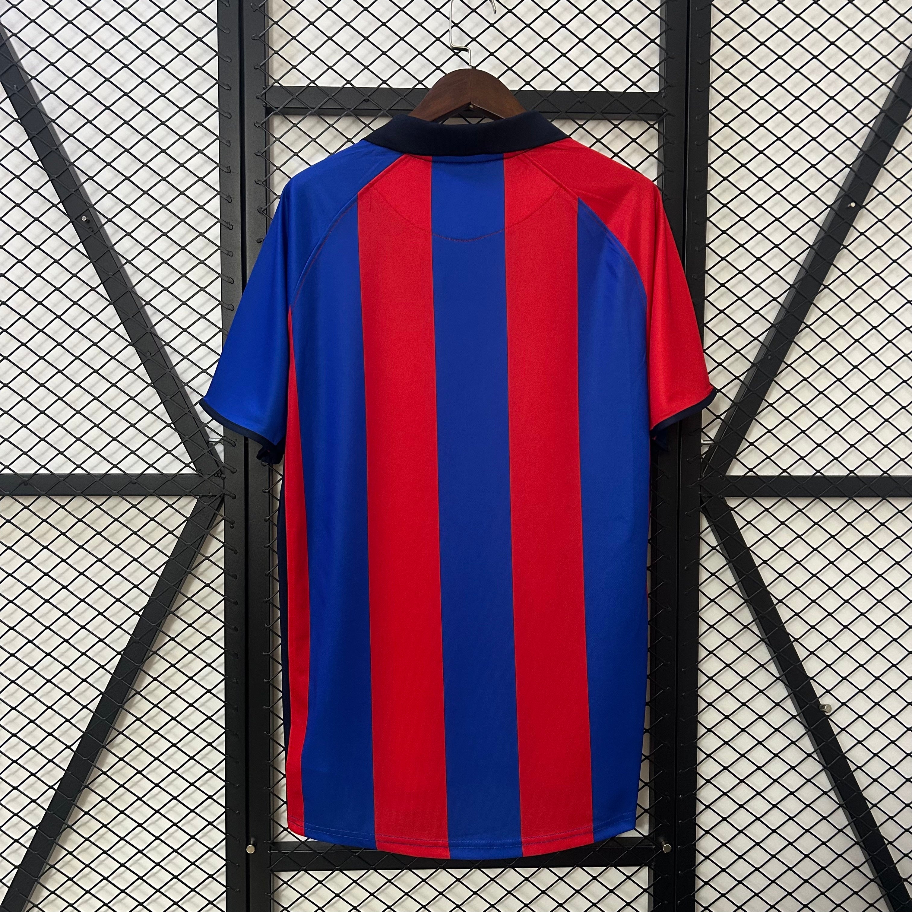 FC Barcelona Camisola RETRO 2001/2002