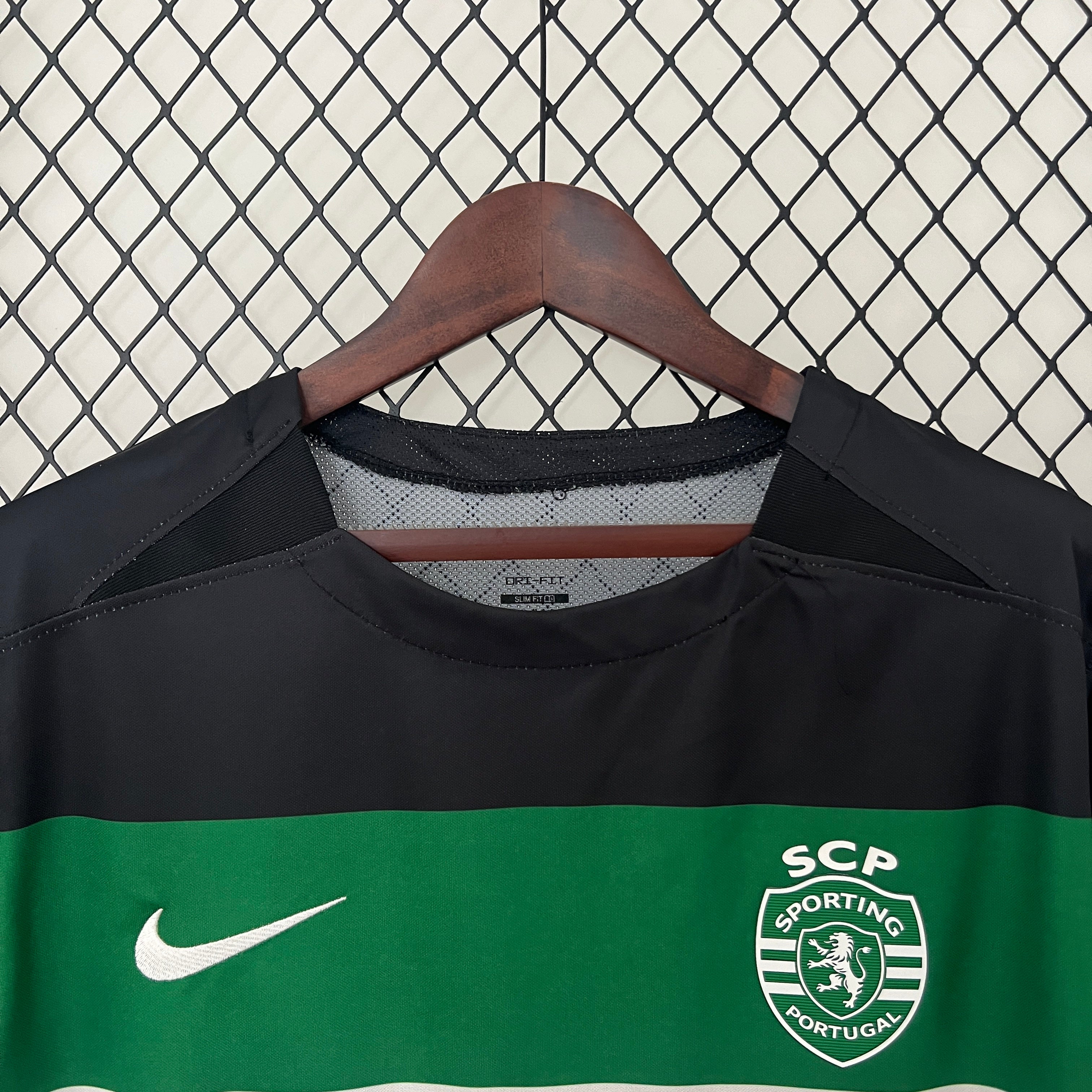 Sporting 24/25 Camisola Principal