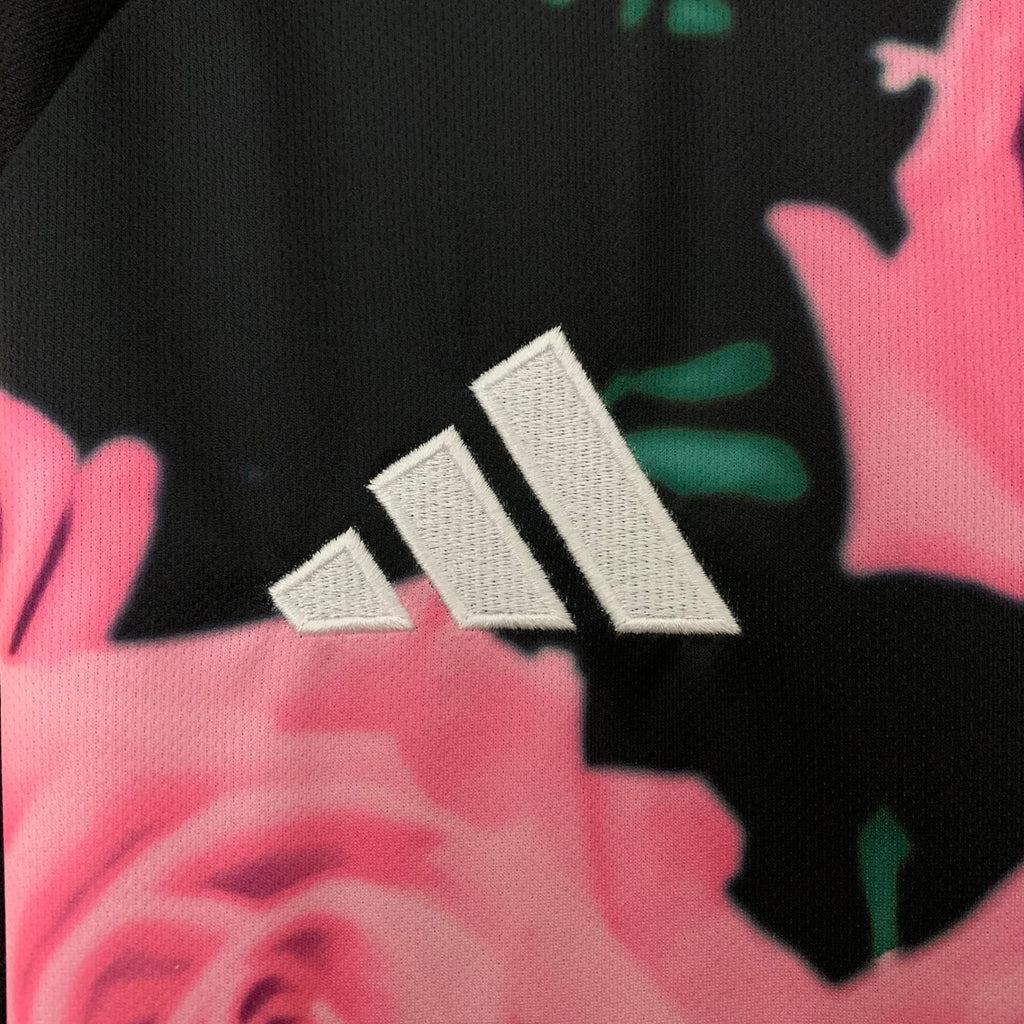 Real Madrid 25/26 Concept Pink Snake