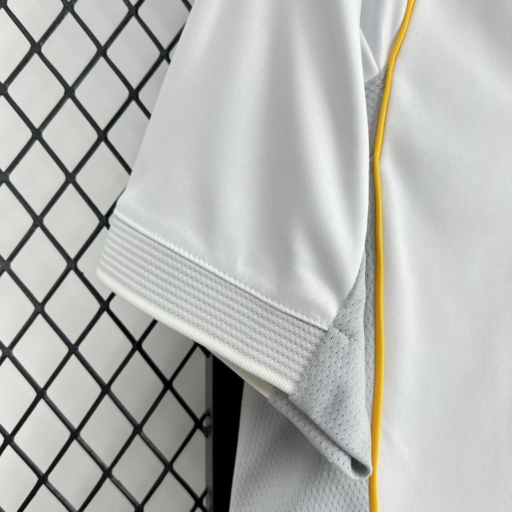 Real Madrid 25/26 Camisola Principal