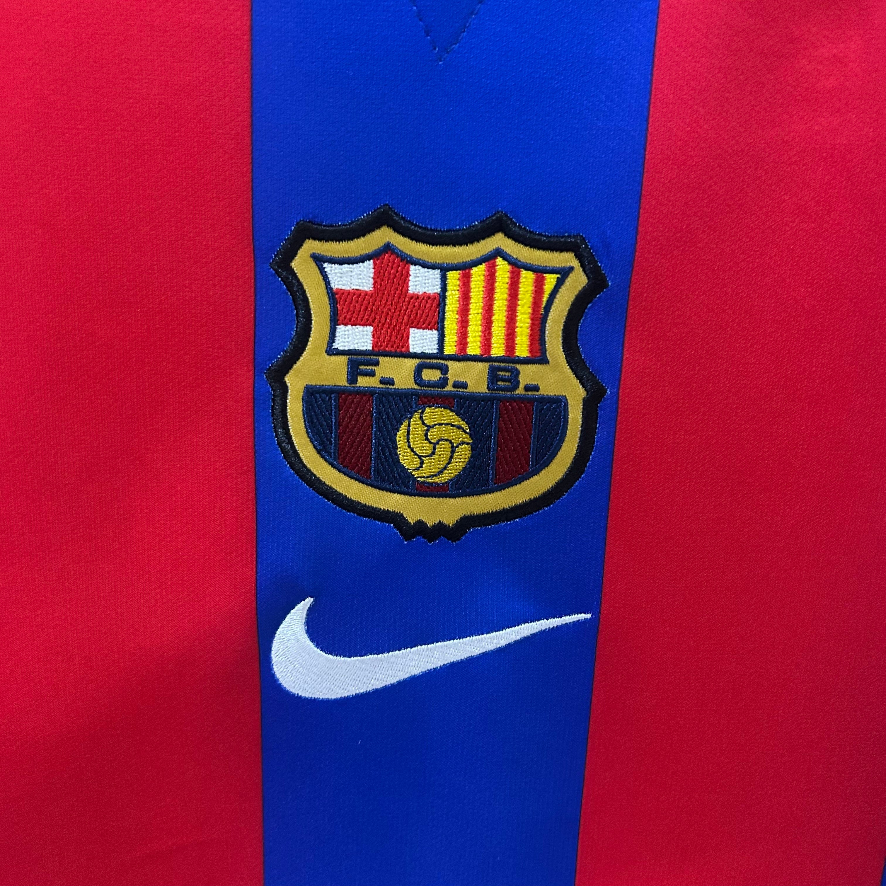 FC Barcelona Camisola RETRO 2001/2002