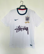 🎁 Inglaterra x Stussy (100% de descuento)